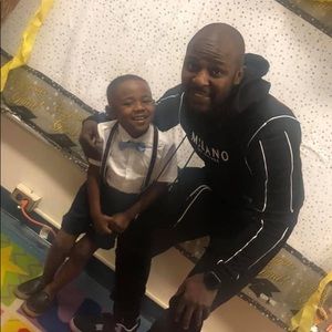 Meet your Posher, Devin